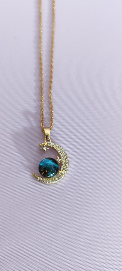 COLLAR DORADO SOL Y LUNA