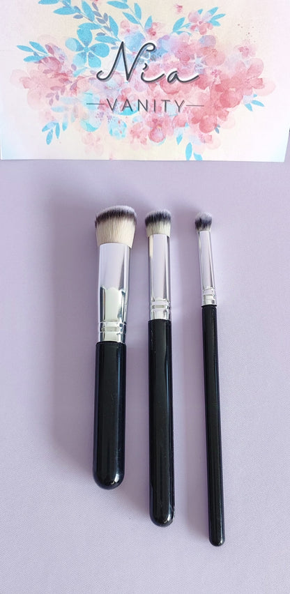 JUEGO DE BROCHAS x3 "BEAUTY BASICS"